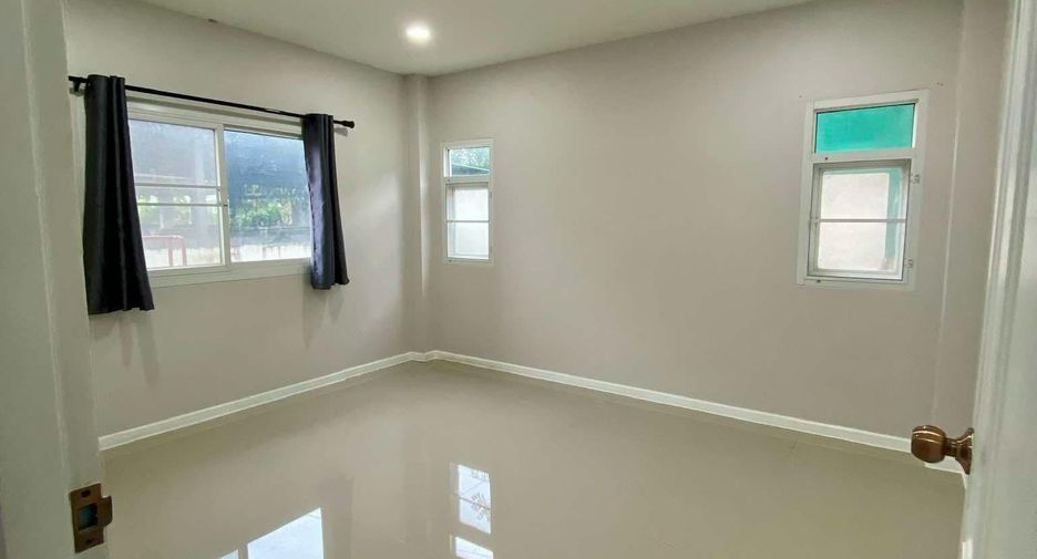 For sale 4 bedrooms house in Hang Dong, Chiang Mai