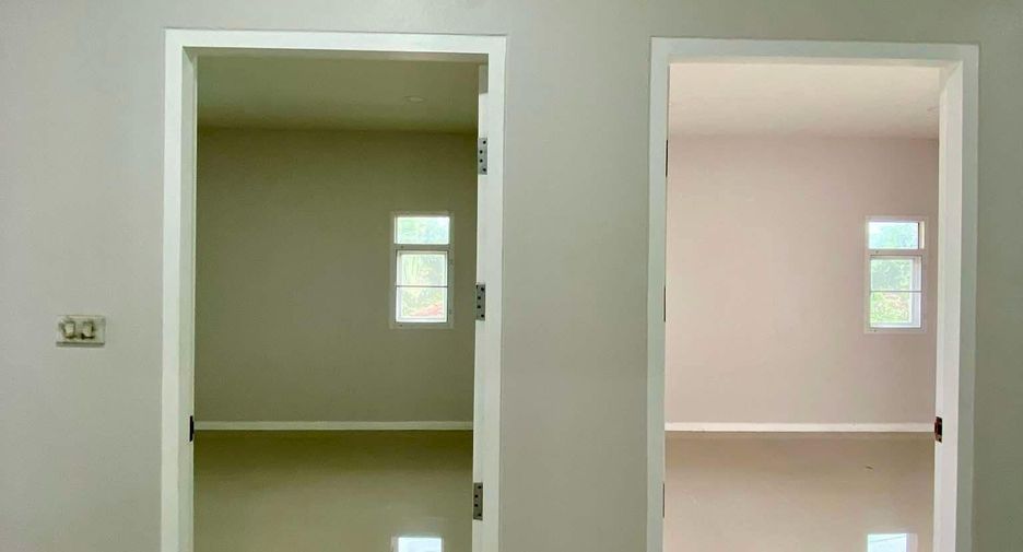 For sale 4 bedrooms house in Hang Dong, Chiang Mai