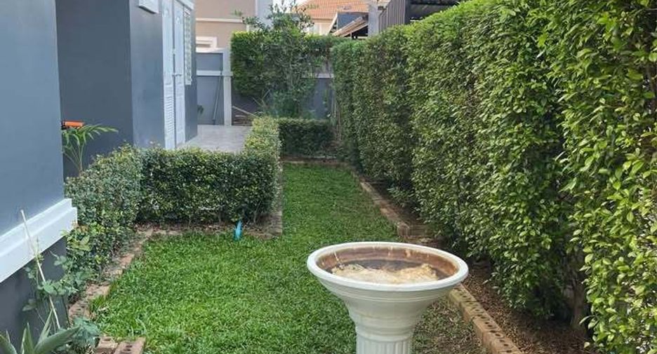 À vendre 4 chambres villa à San Kamphaeng, Chiang Mai