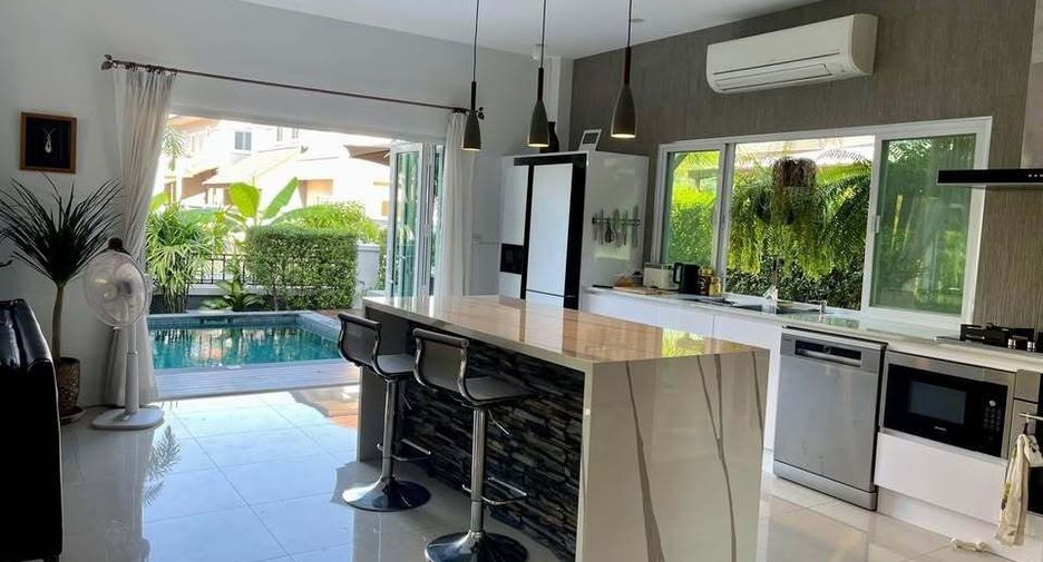Villa en venta de 4 habitaciones en San Kamphaeng, Chiang Mai
