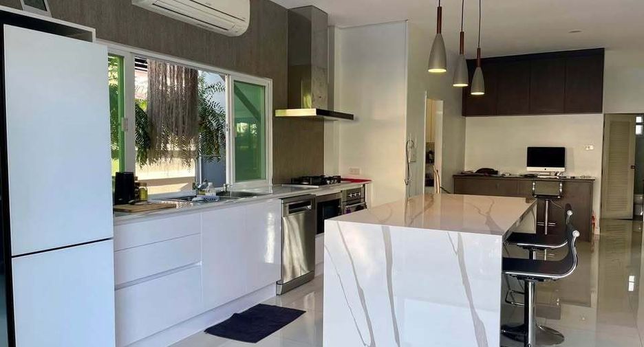 À vendre 4 chambres villa à San Kamphaeng, Chiang Mai