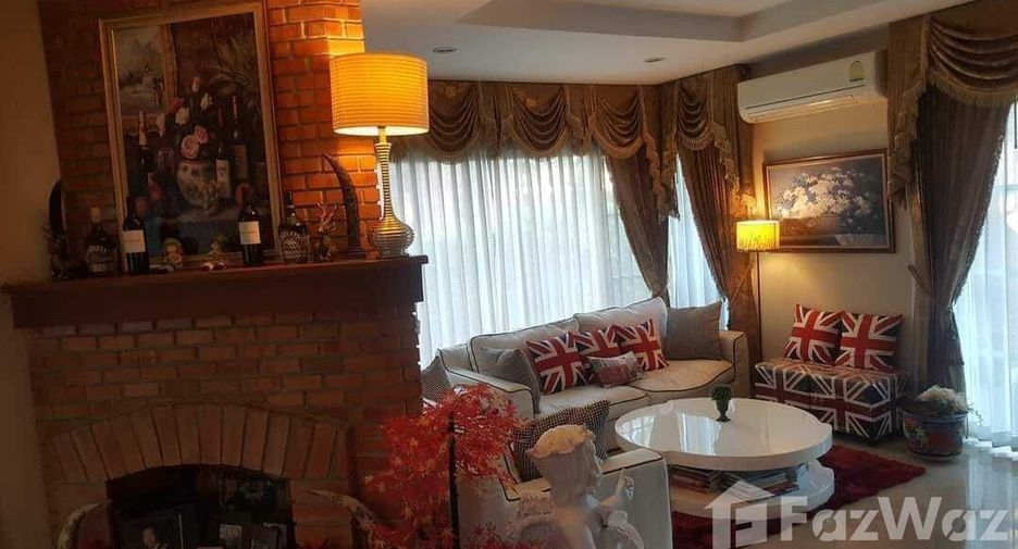 Haus zum Kauf mit 4 Zimmer in Mueang Chiang Mai, Chiang Mai