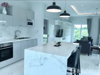 Haus zum Kauf und zur Miete mit 4 Zimmer in Huai Khwang, Bangkok