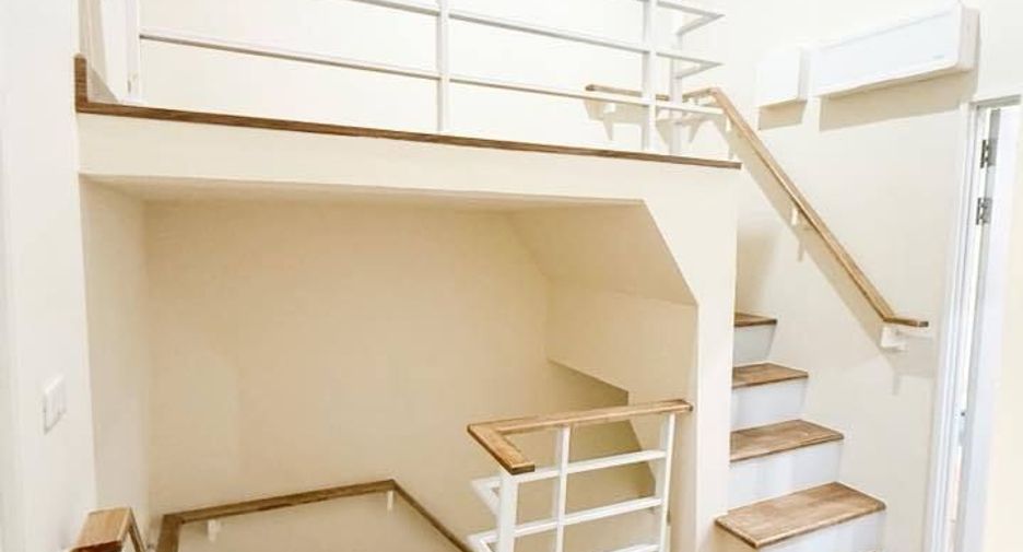 For rent 3 bedrooms townhouse in Mueang Chiang Mai, Chiang Mai