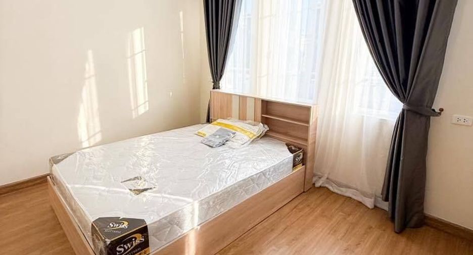 For rent 3 bedrooms townhouse in Mueang Chiang Mai, Chiang Mai
