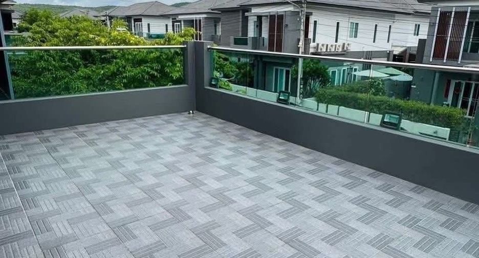 Casa en venta de 4 habitaciones en Hang Dong, Chiang Mai