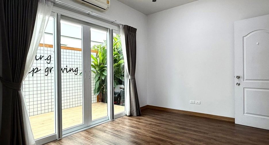Casa en venta de 4 habitaciones en Hang Dong, Chiang Mai