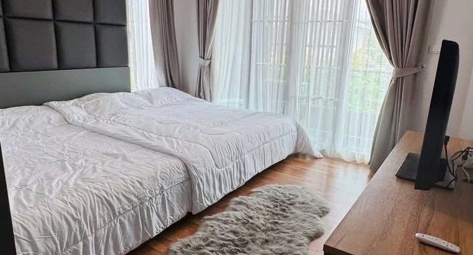 Casa en venta de 4 habitaciones en Hang Dong, Chiang Mai