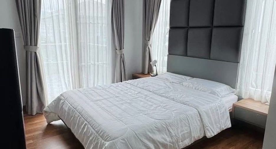 Casa en venta de 4 habitaciones en Hang Dong, Chiang Mai