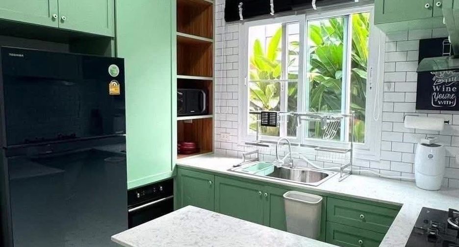 Casa en venta de 4 habitaciones en Hang Dong, Chiang Mai