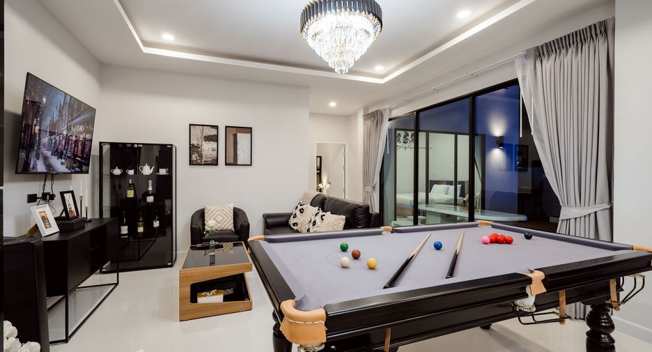 For rent 3 bedrooms villa in Hua Hin, Prachuap Khiri Khan