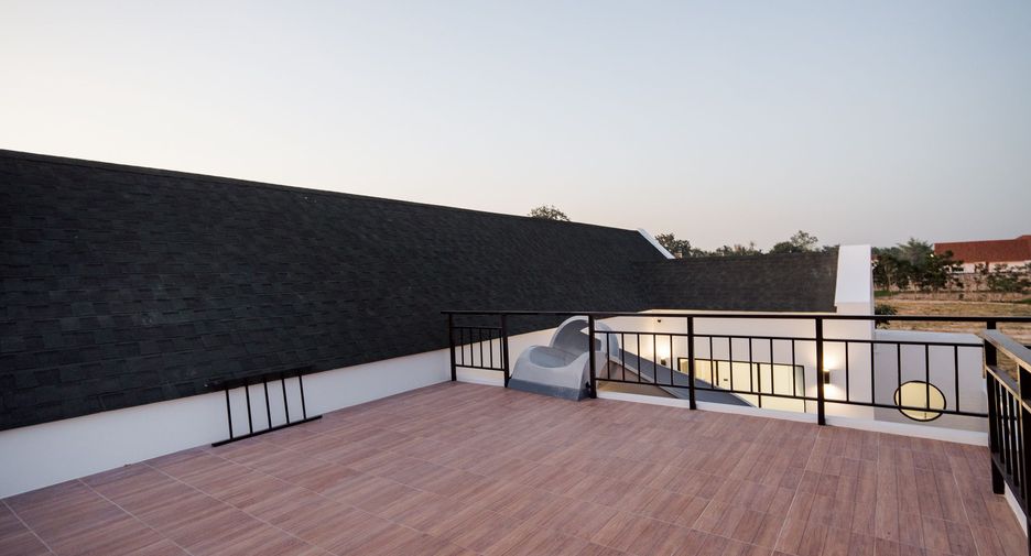 For rent 3 bedrooms villa in Hua Hin, Prachuap Khiri Khan