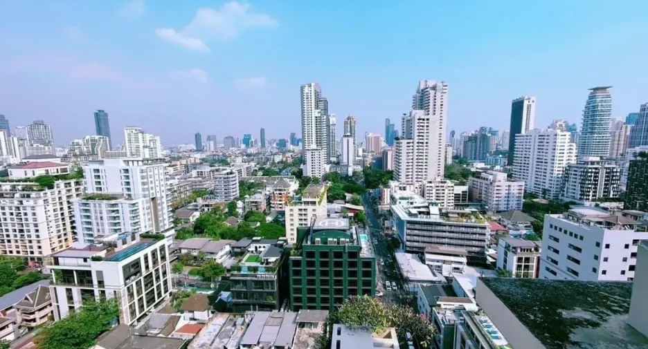 For sale and for rent 3 bedrooms condo in Watthana, Bangkok