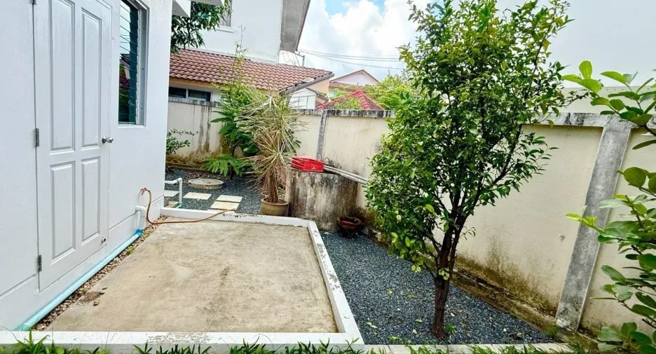 For rent 3 bedrooms house in Mueang Chiang Mai, Chiang Mai