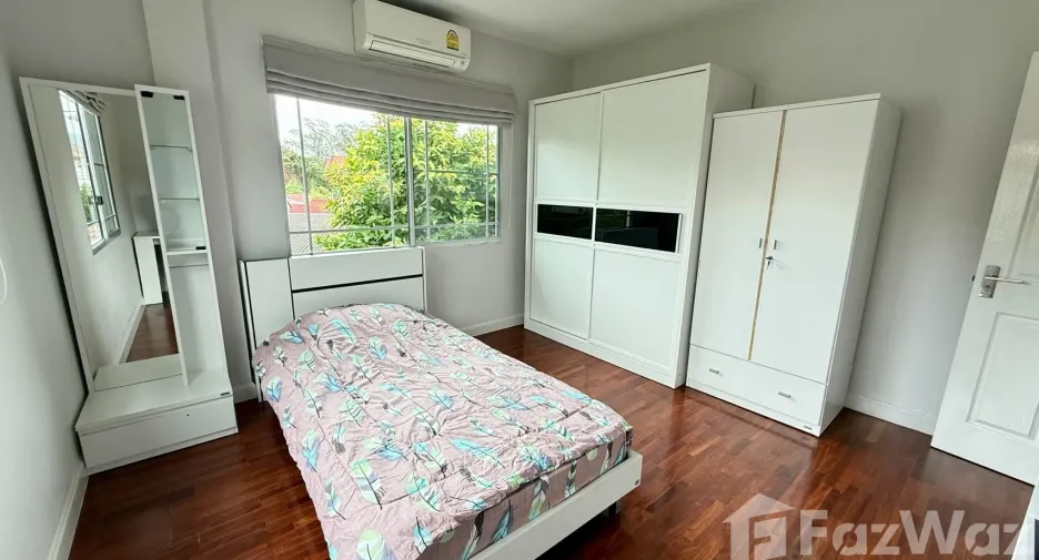 For rent 3 bedrooms house in Mueang Chiang Mai, Chiang Mai