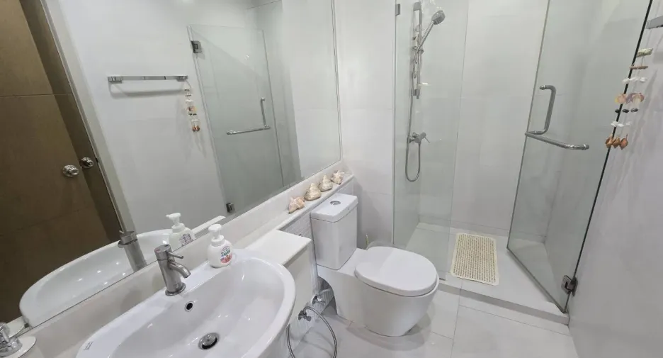 À vendre et à louer 2 chambres condo à Hua Hin, Prachuap Khiri Khan