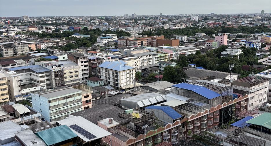 For sale 1 bed condo in Thon Buri, Bangkok