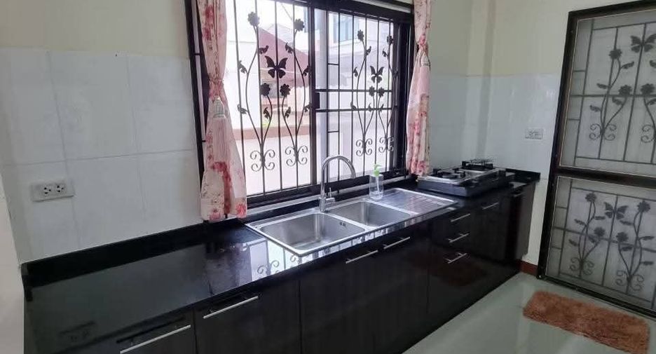 For sale and for rent 3 bedrooms house in Bang Lamung, Chonburi