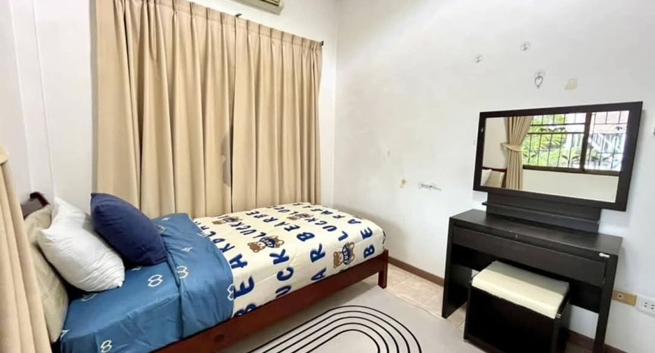 For rent 3 bedrooms house in Bang Lamung, Chonburi