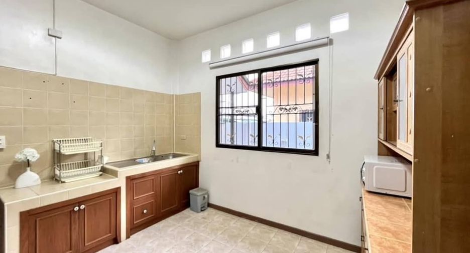 For rent 3 bedrooms house in Bang Lamung, Chonburi