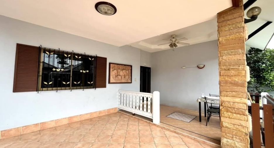For rent 3 bedrooms house in Bang Lamung, Chonburi