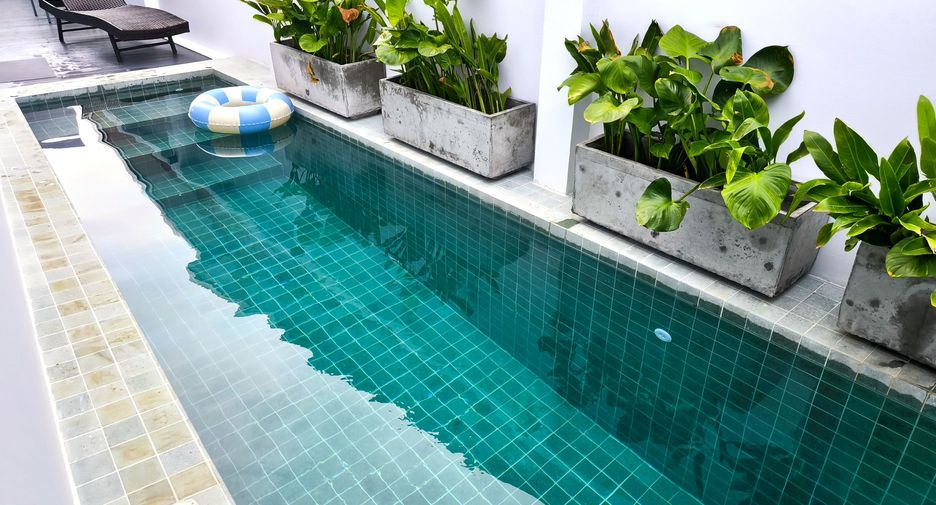 For rent 3 bedrooms villa in Mueang Phuket, Phuket