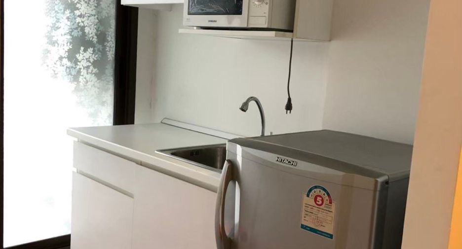 For sale 1 bed condo in Phra Khanong, Bangkok