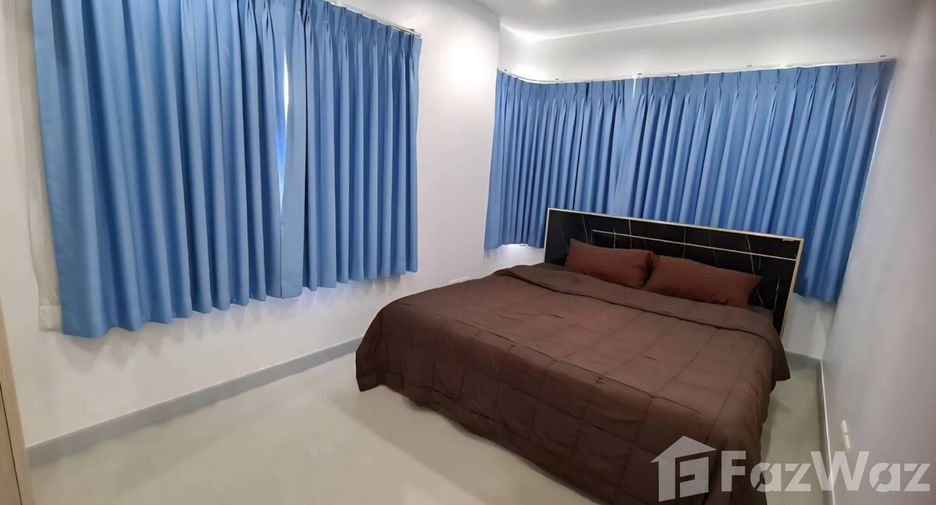 For rent 3 bedrooms townhouse in Mueang Chiang Mai, Chiang Mai
