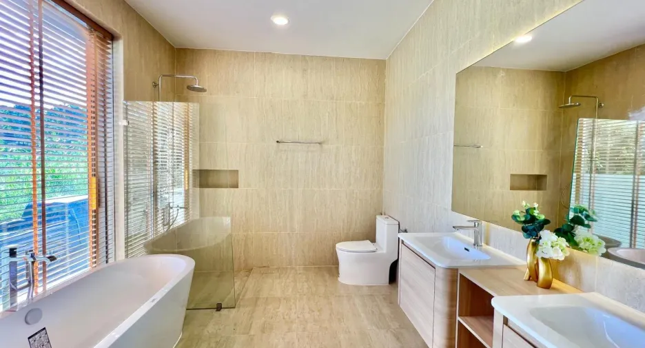 For sale 3 bedrooms villa in Ko Samui, Surat Thani
