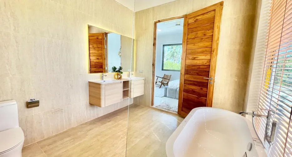 For sale 3 bedrooms villa in Ko Samui, Surat Thani