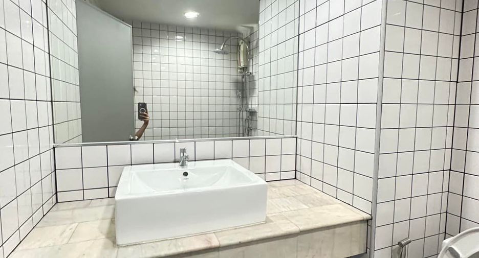 For sale 1 bed condo in Chatuchak, Bangkok
