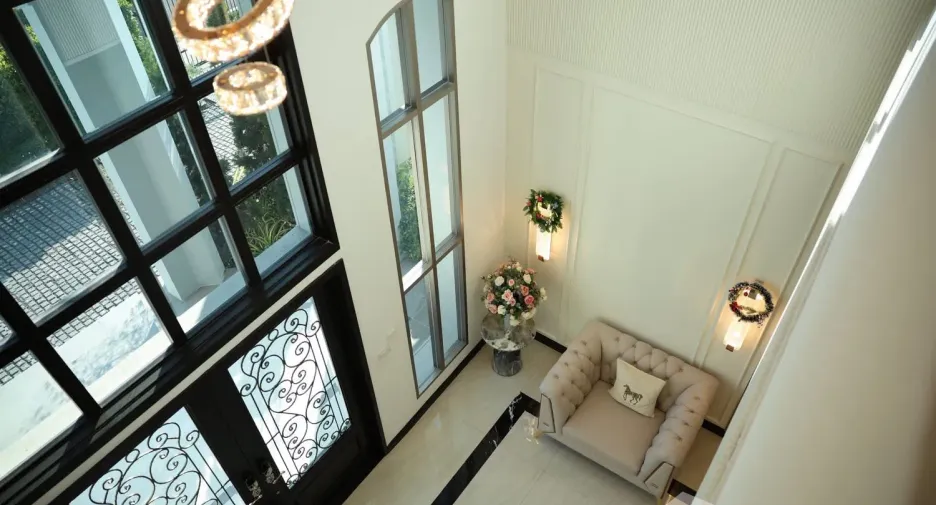 For sale and for rent 5 bedrooms house in Lat Krabang, Bangkok