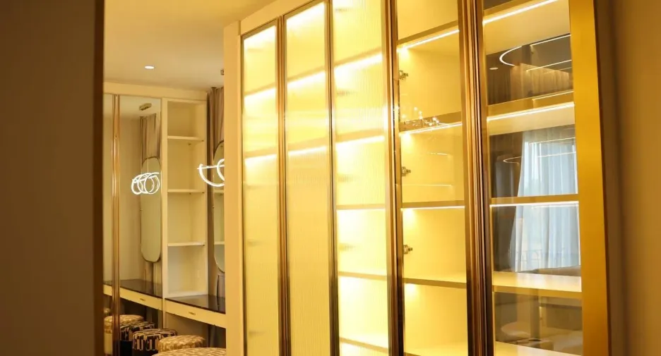 For sale and for rent 5 bedrooms house in Lat Krabang, Bangkok