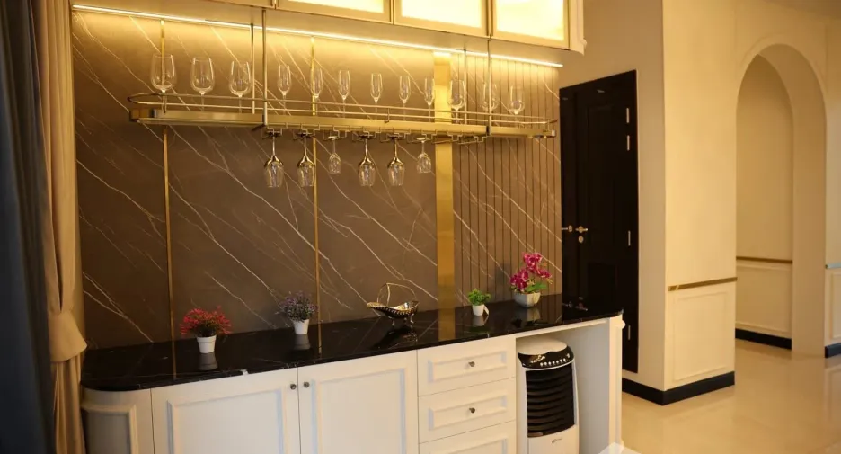 For sale and for rent 5 bedrooms house in Lat Krabang, Bangkok