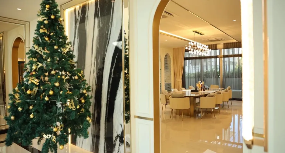 For sale and for rent 5 bedrooms house in Lat Krabang, Bangkok