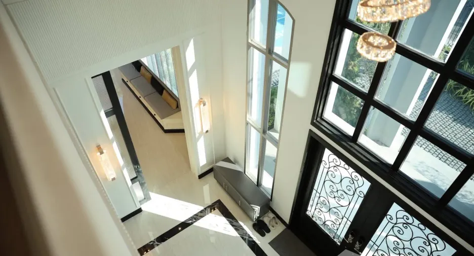 For sale and for rent 5 bedrooms house in Lat Krabang, Bangkok