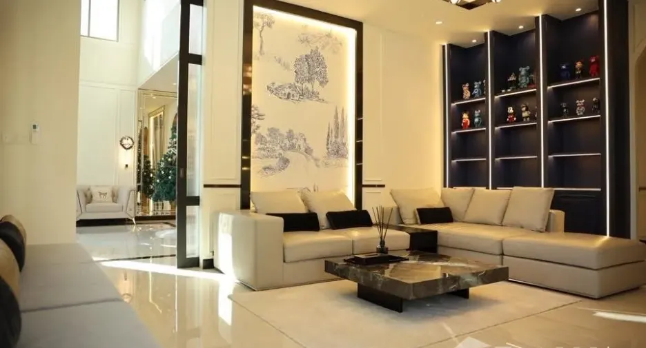 For sale and for rent 5 bedrooms house in Lat Krabang, Bangkok