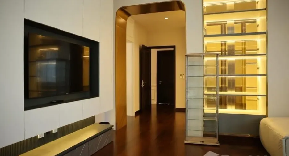 For sale and for rent 5 bedrooms house in Lat Krabang, Bangkok