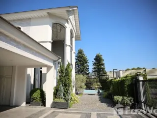 Продажа и аренда 5 спальни дом в Лат Крабанг, Бангкок