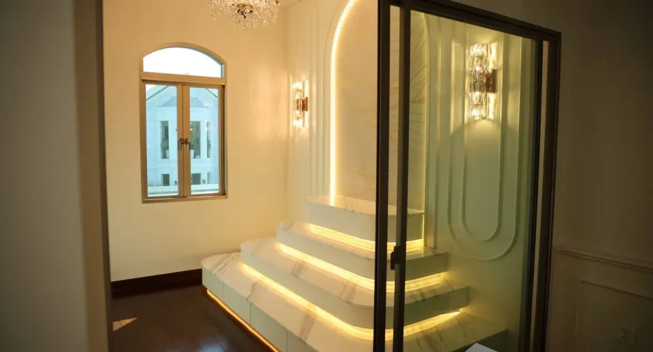 For sale and for rent 5 bedrooms house in Lat Krabang, Bangkok
