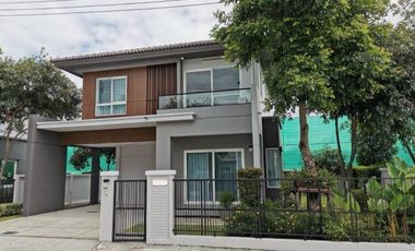 À vendre et à louer 3 chambres maison à San Kamphaeng, Chiang Mai