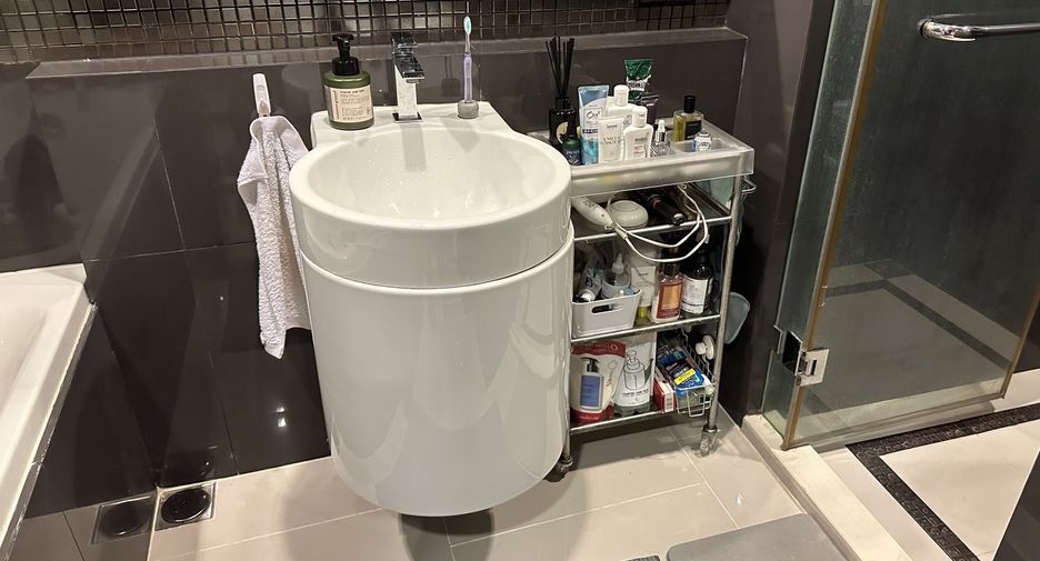 Condo en venta de 1 habitaciones en Sathon, Bangkok