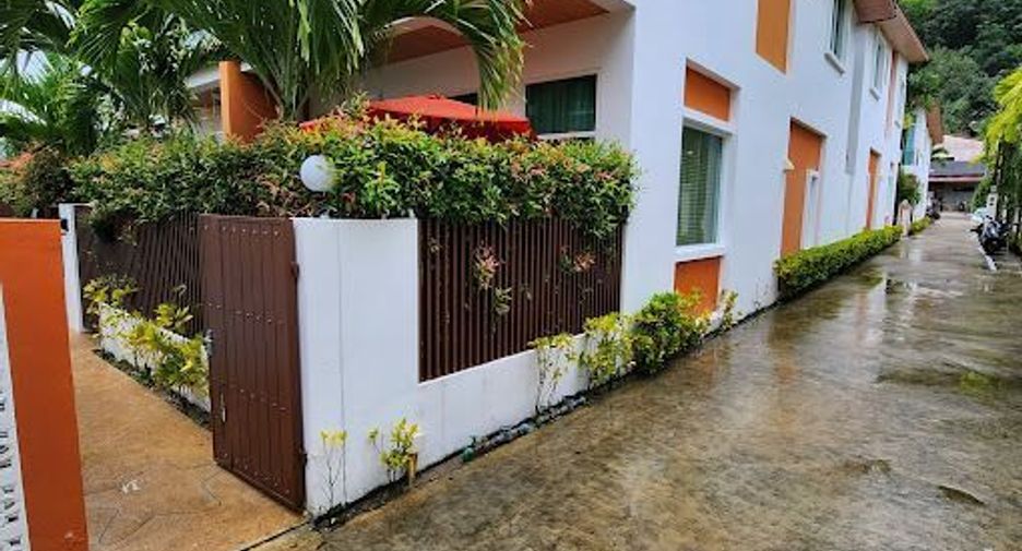 For rent 3 bedrooms townhouse in Kathu, Phuket