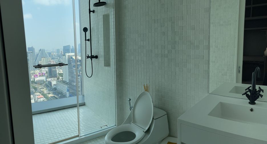 For sale 3 bedrooms condo in Sathon, Bangkok