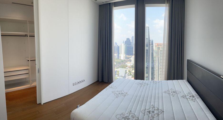 For sale 3 bedrooms condo in Sathon, Bangkok