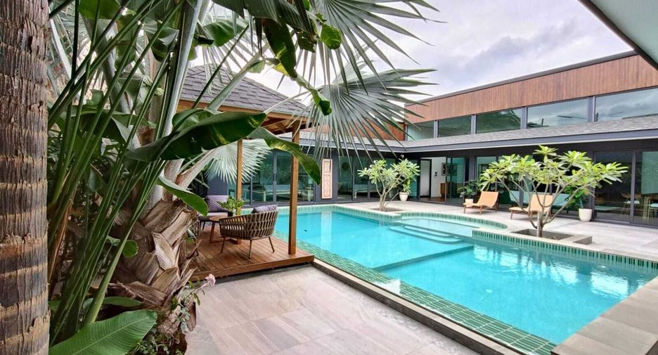 For sale 4 ベッドルーム villa in Mueang Phuket, Phuket