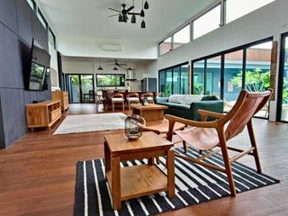 For sale 4 bedrooms villa in Mueang Phuket, Phuket