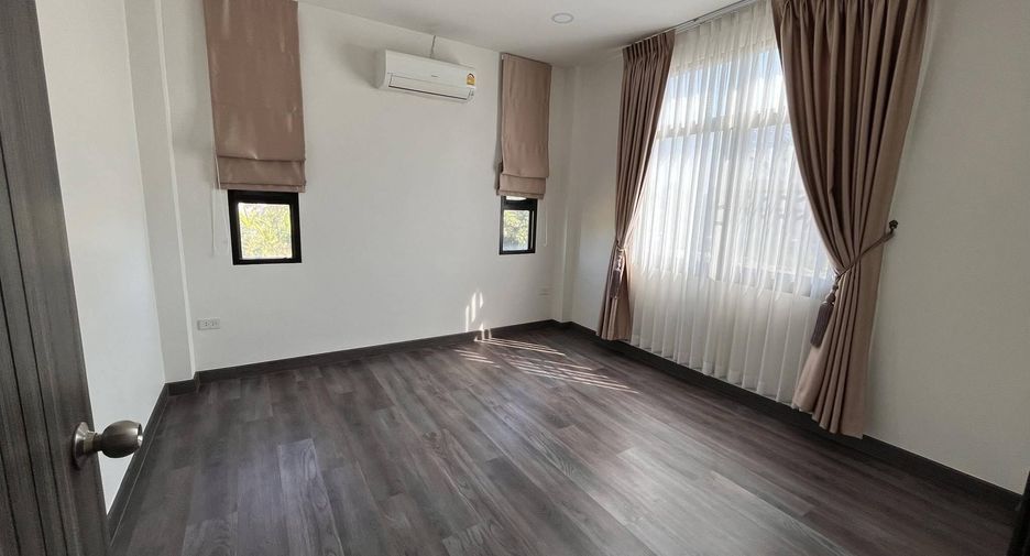 ขาย 4 ห้องนอน บ้านเดี่ยว ใน เมืองเชียงใหม่, เชียงใหม่