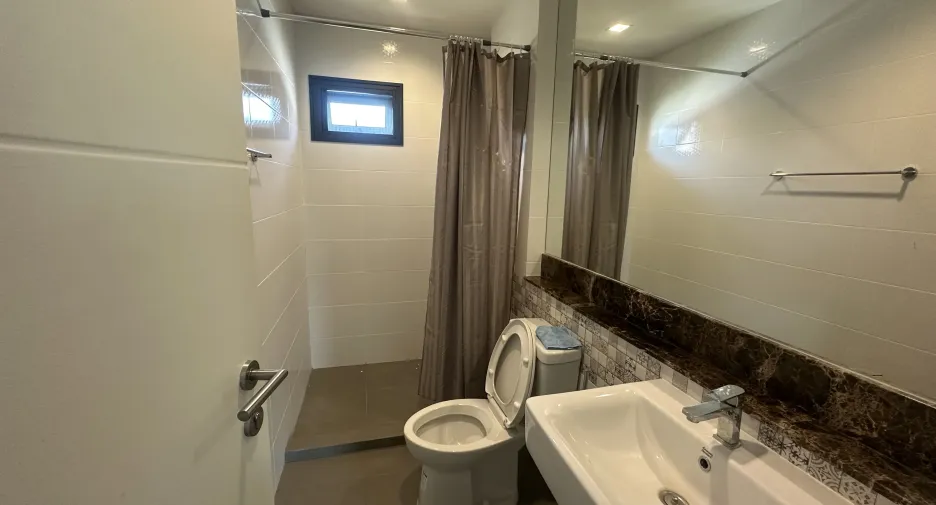 For rent 4 bedrooms house in Mae Rim, Chiang Mai