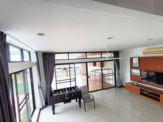 For rent 4 bedrooms house in Na Jomtien, Pattaya